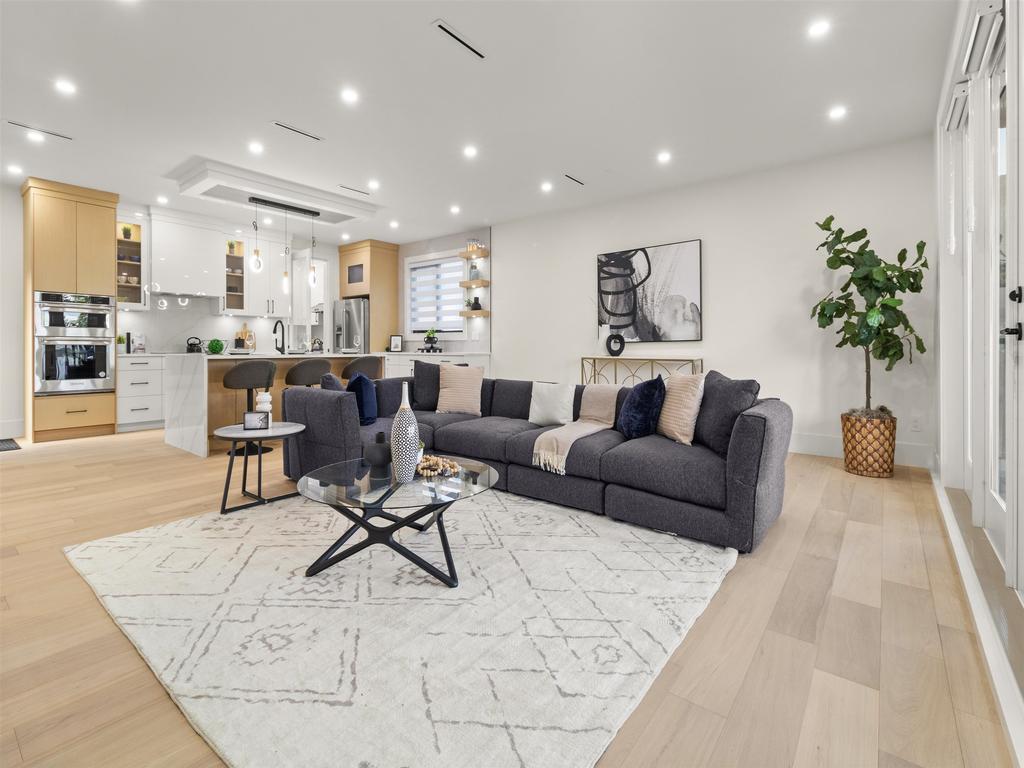 Listing Image for R3077207