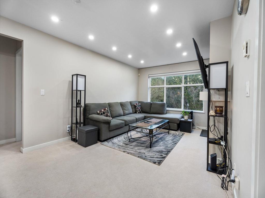 Listing Image for R3077316