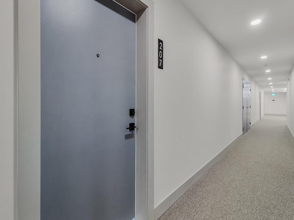 Listing Image for R3077336