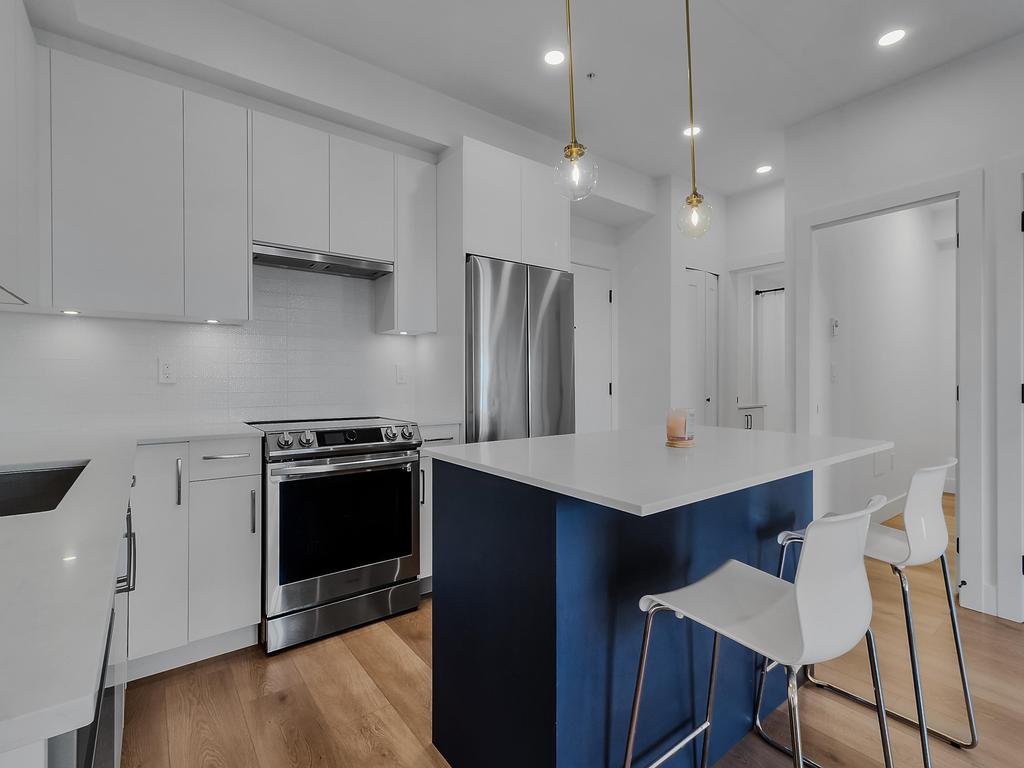 Listing Image for R3077336