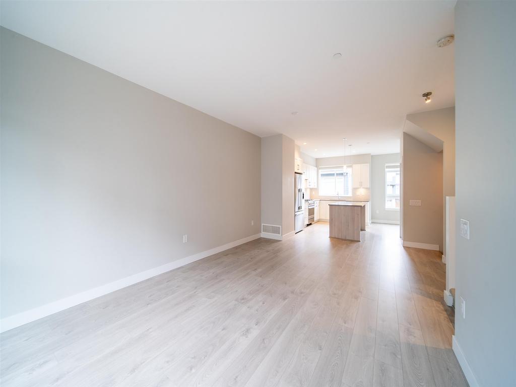 Listing Image for R3077365