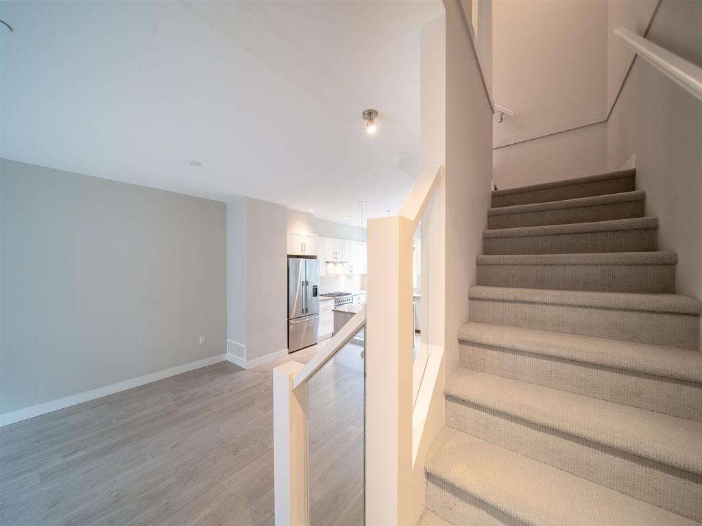 Listing Image for R3077365