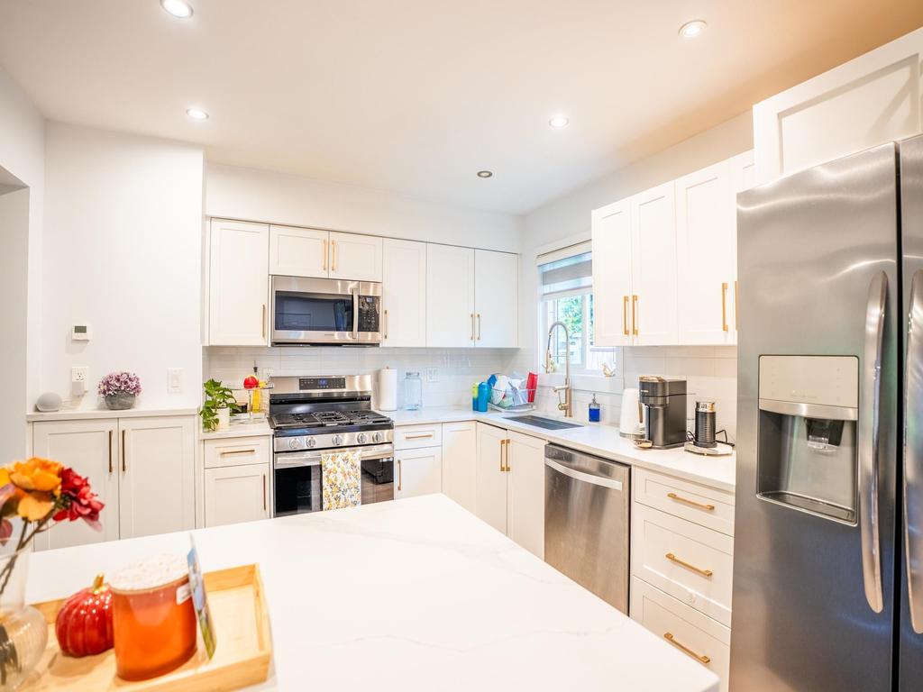 Listing Image for R3077366