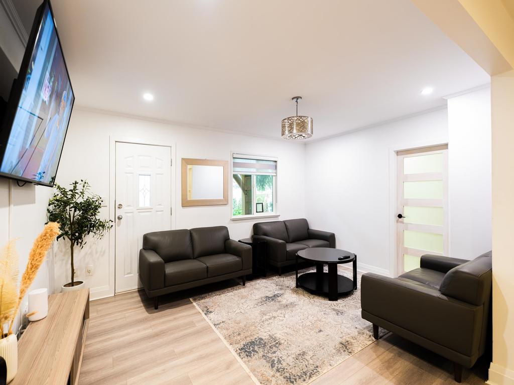 Listing Image for R3077366