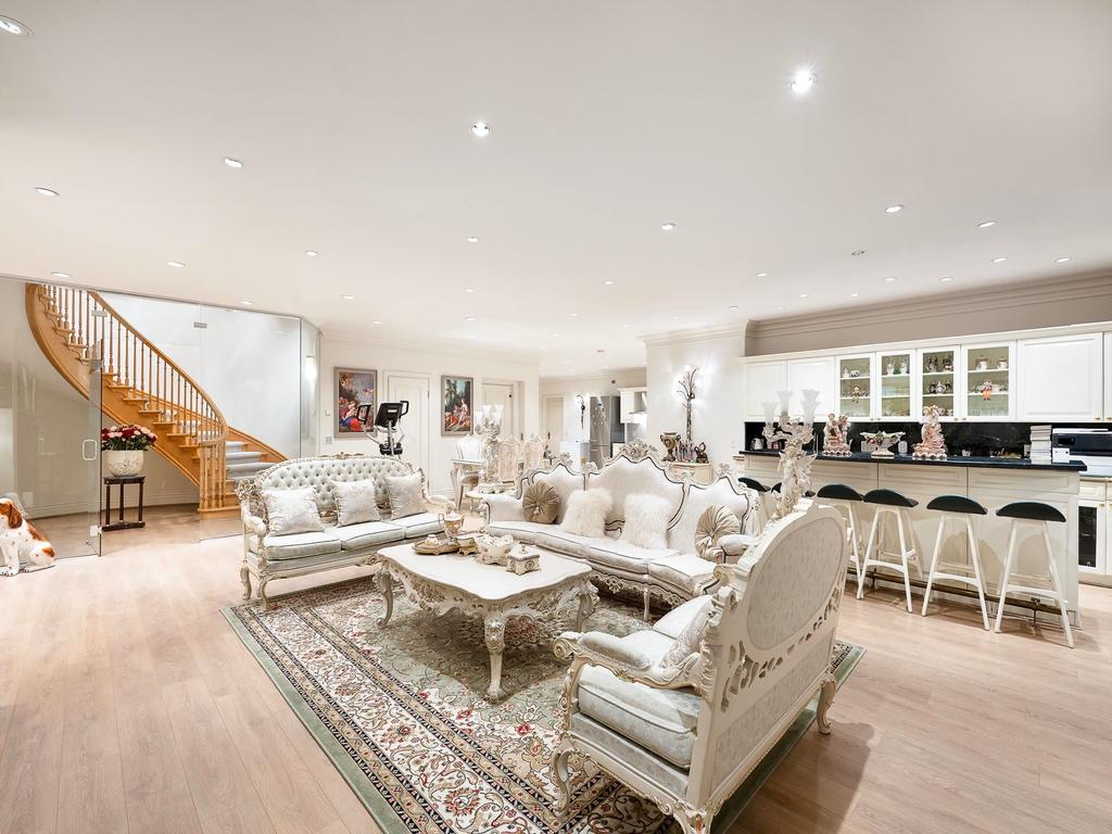 Listing Image for R3077416