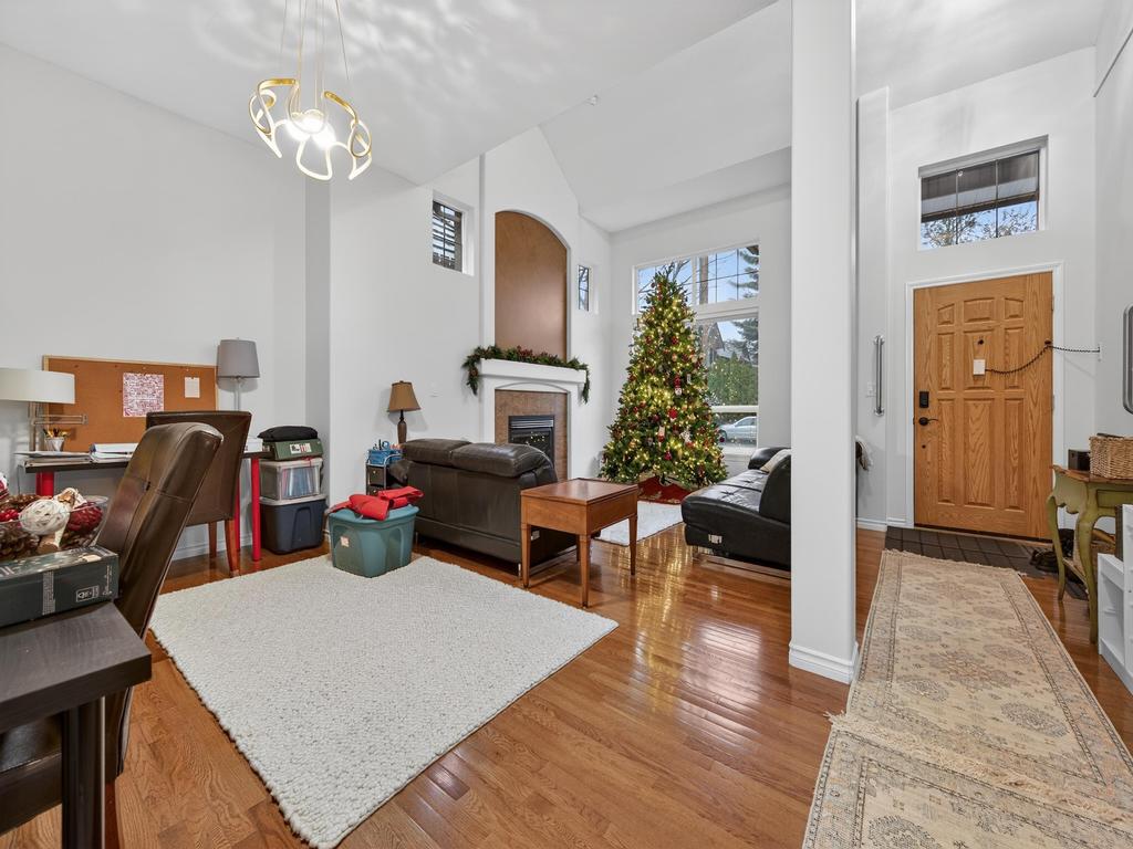 Listing Image for R3077453