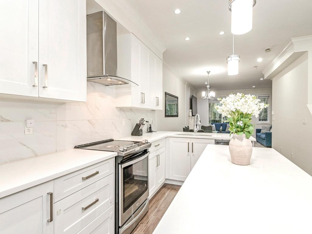 Listing Image for R3077584