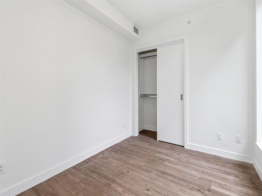 Listing Image for R3077599