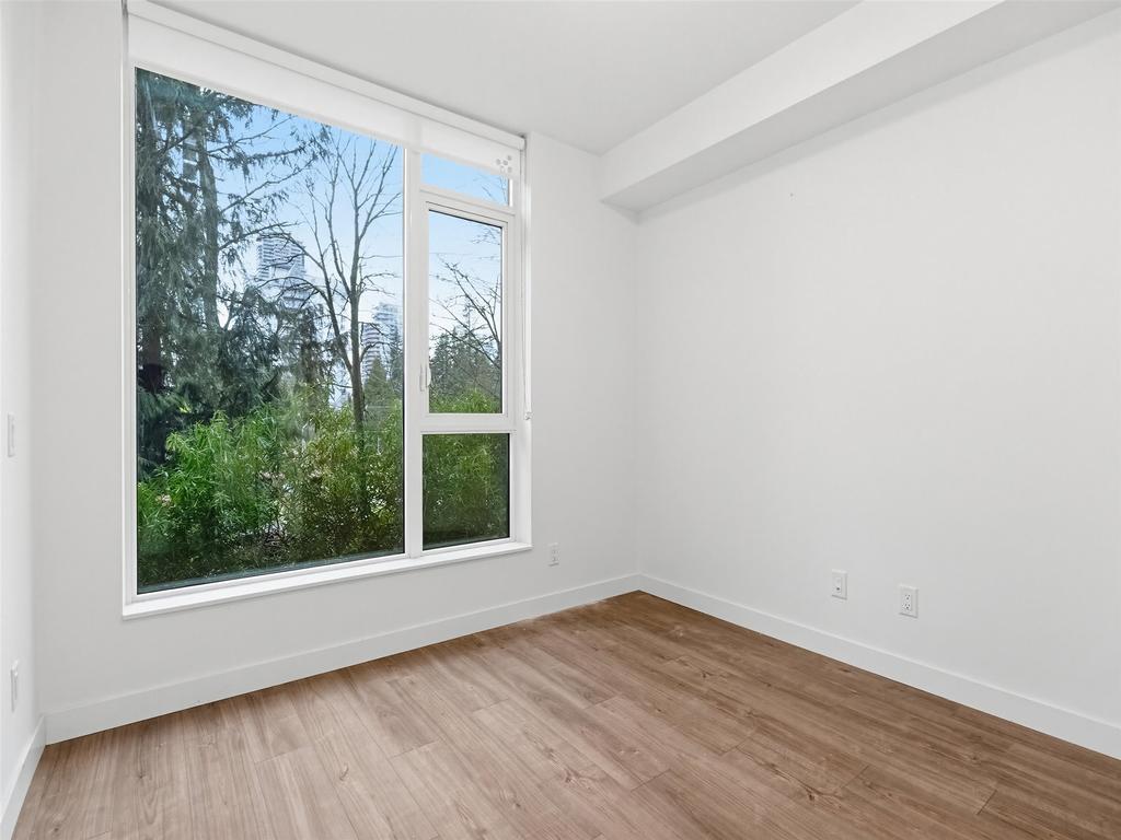 Listing Image for R3077599