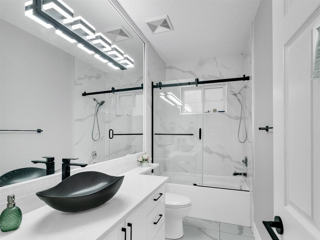 Listing Image for R3077947