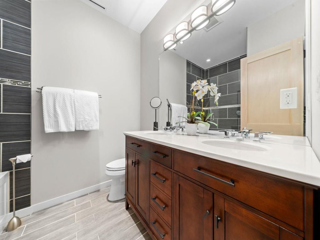 Listing Image for R3077963