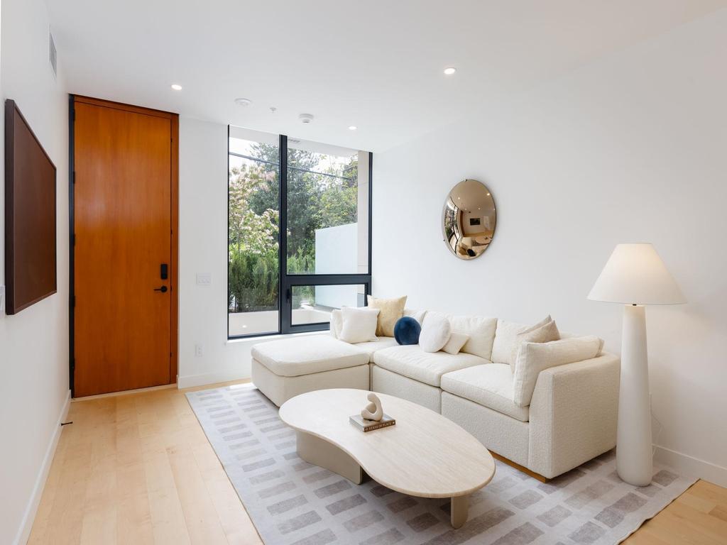 Listing Image for R3078008