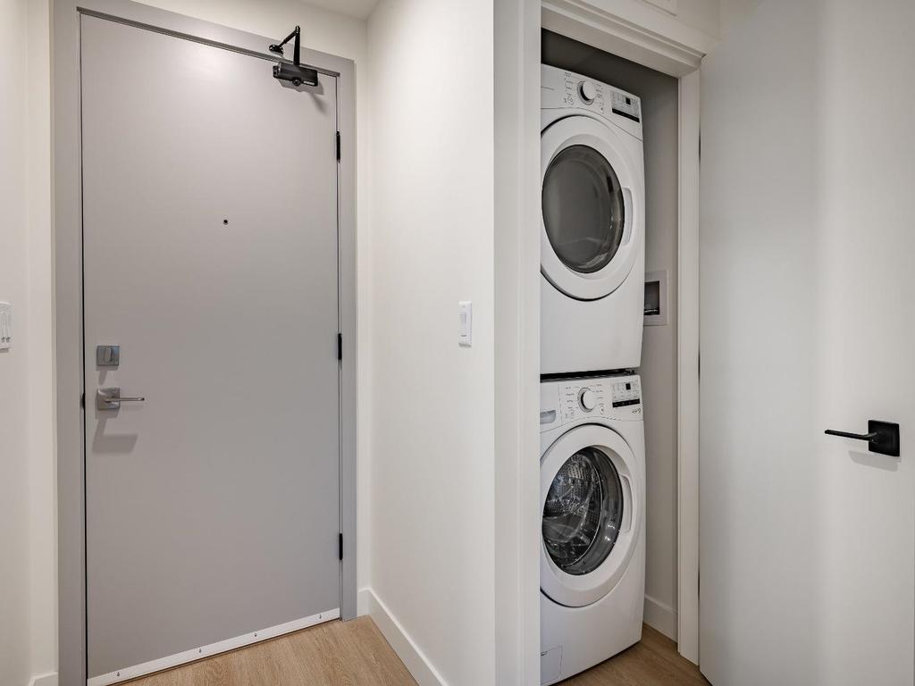 Listing Image for R3078054