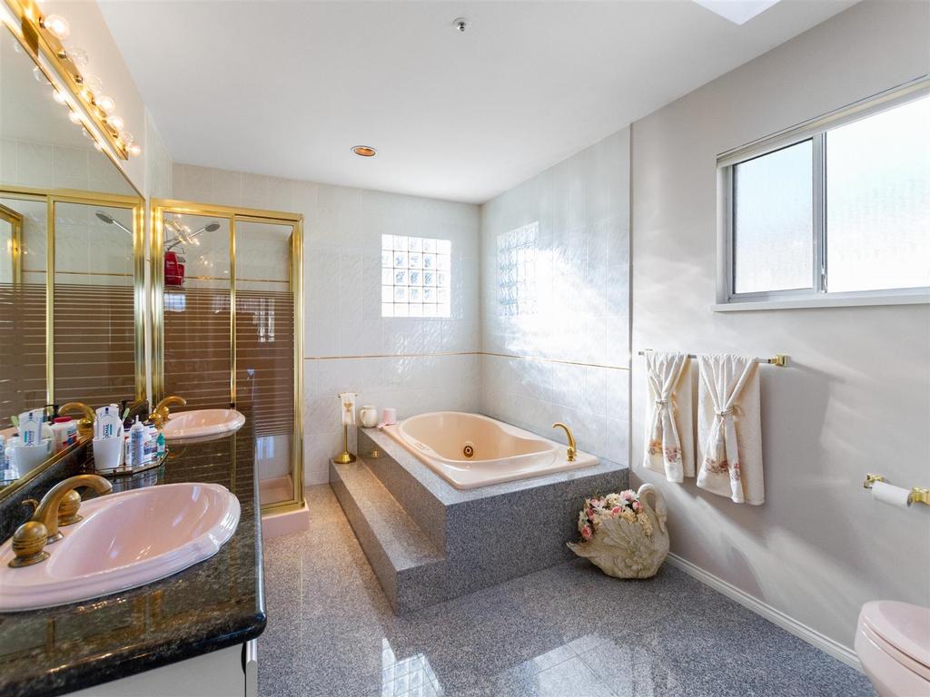 Listing Image for R3078068