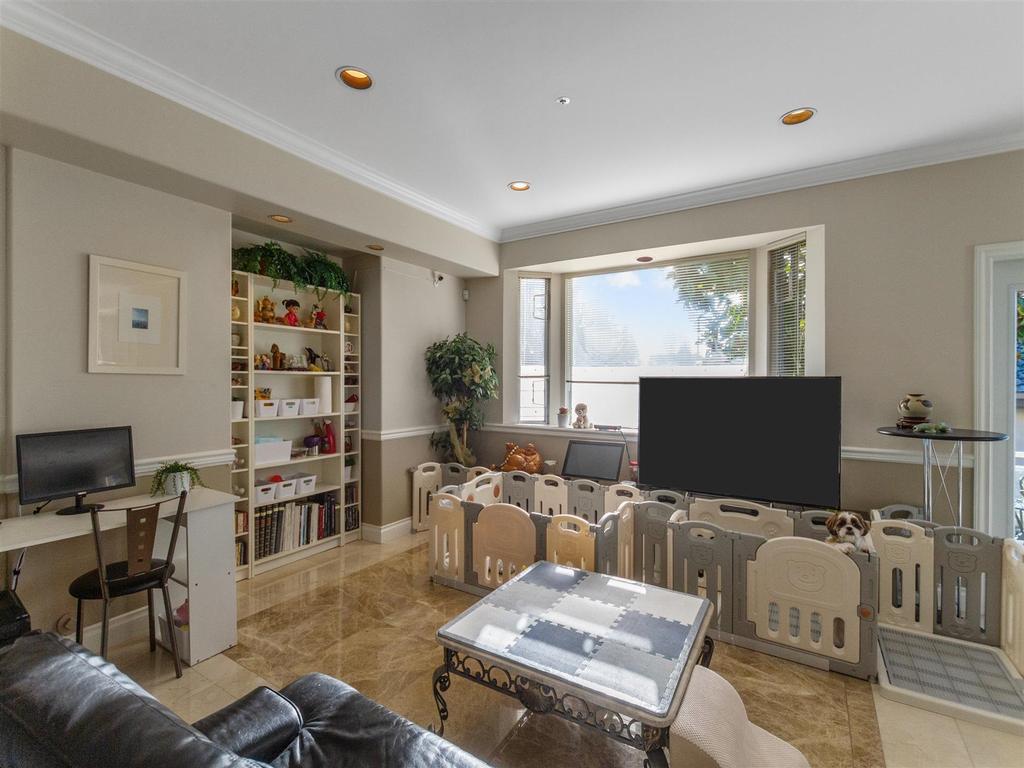 Listing Image for R3078068