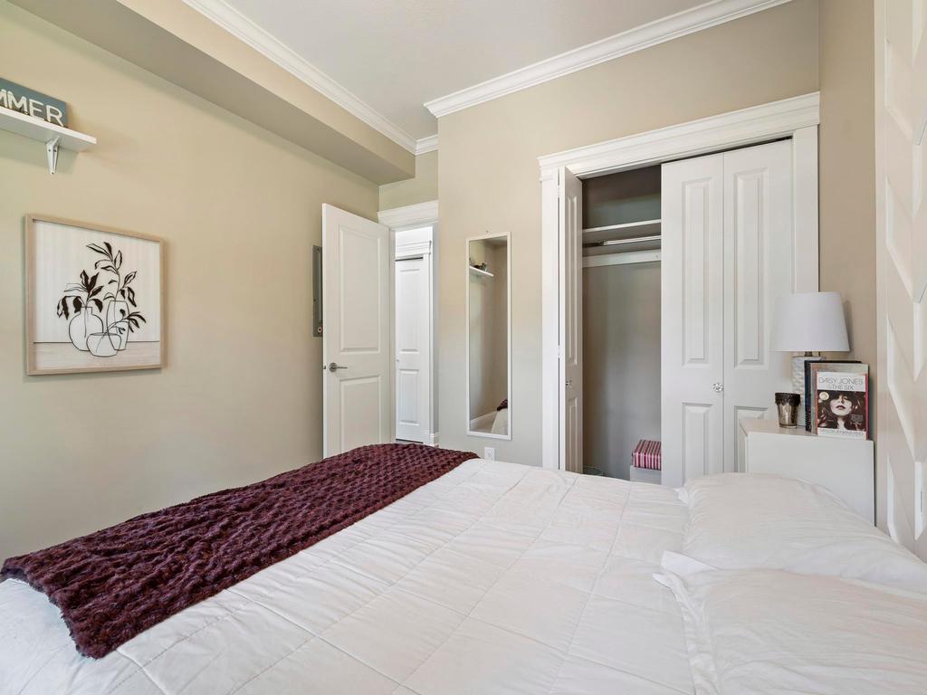 Listing Image for R3078084