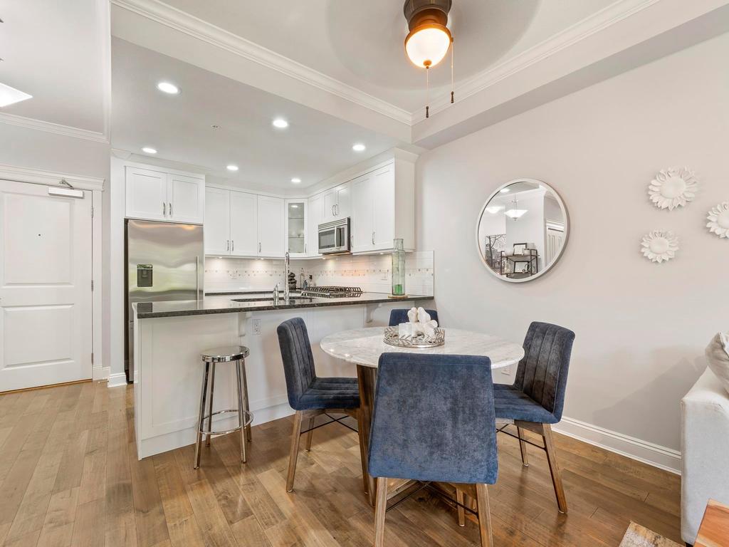 Listing Image for R3078084