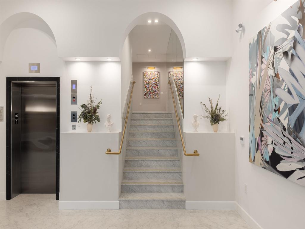 Listing Image for R3078102