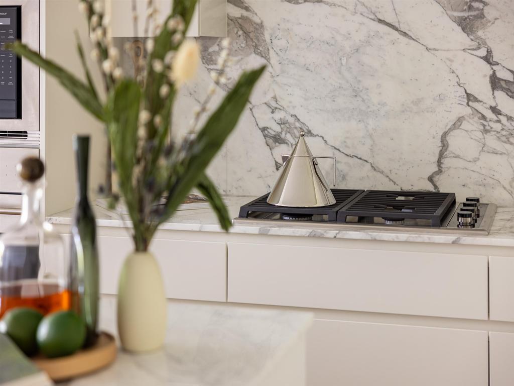 Listing Image for R3078104