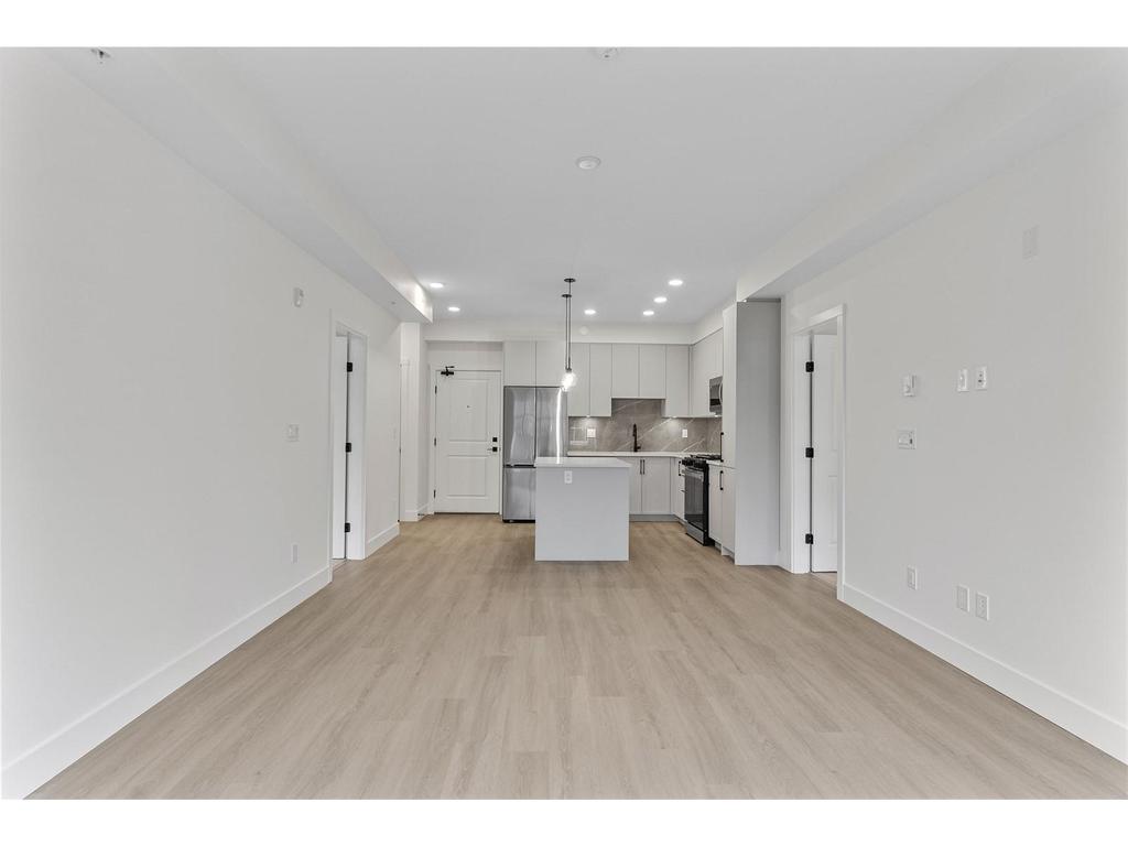 Listing Image for R3078136