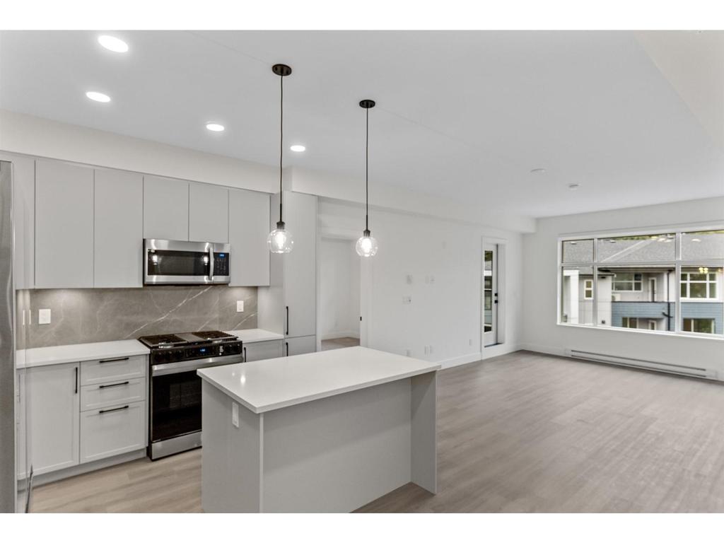 Listing Image for R3078136