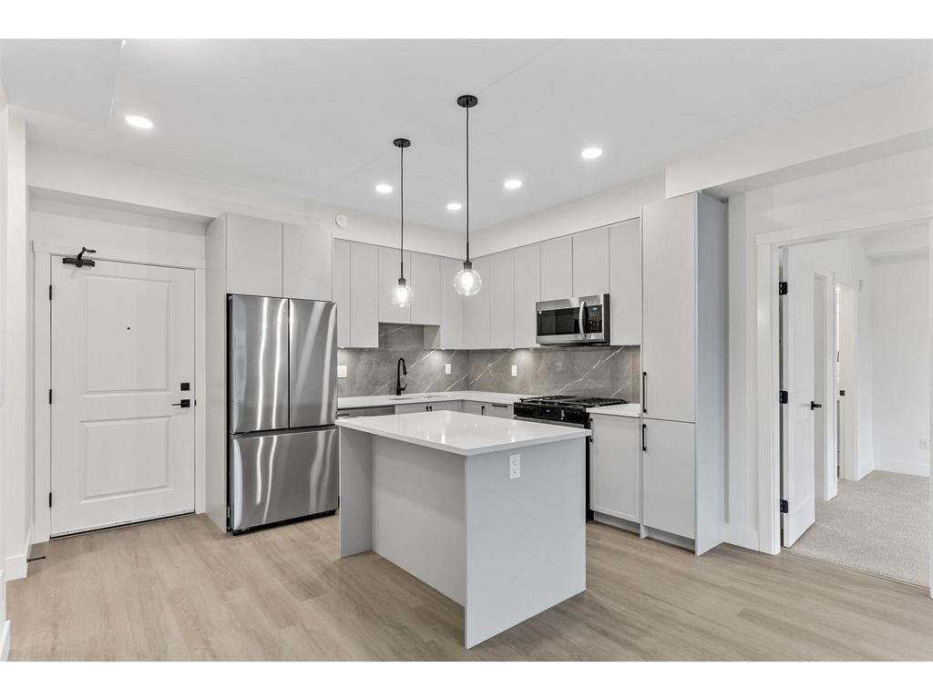 Listing Image for R3078136