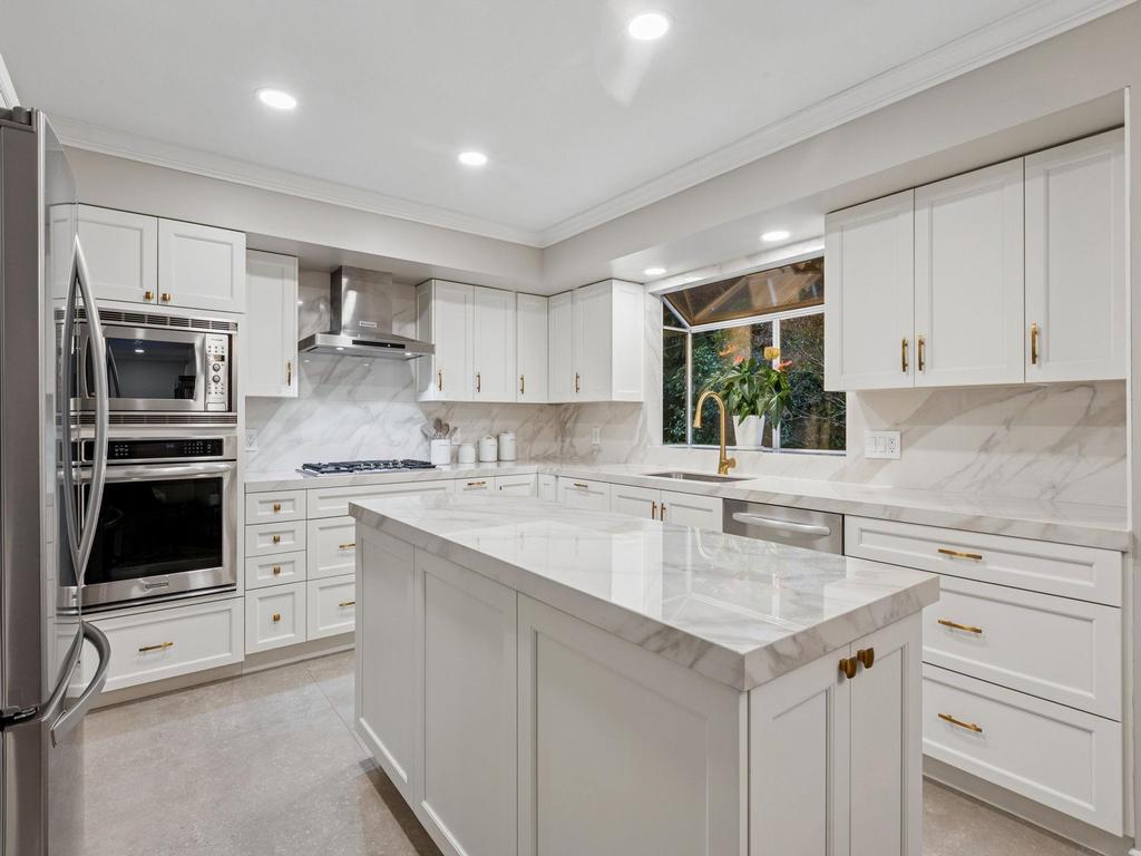 Listing Image for R3078143