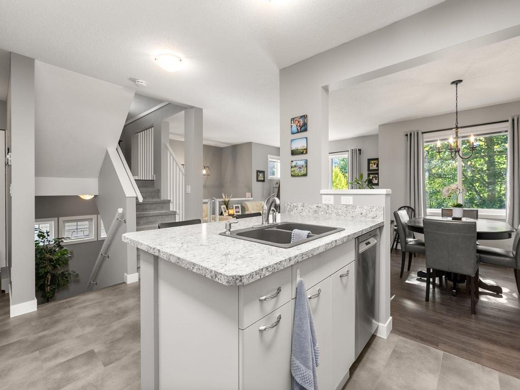 Listing Image for R3078152