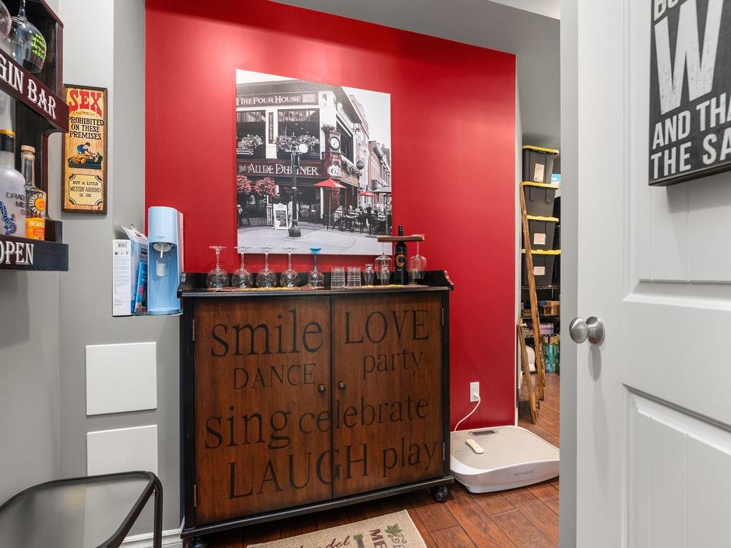 Listing Image for R3078152