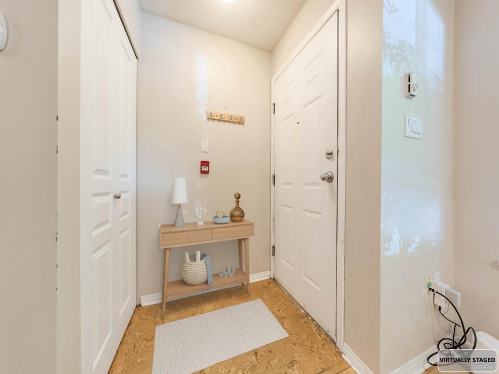 Listing Image for R3078164