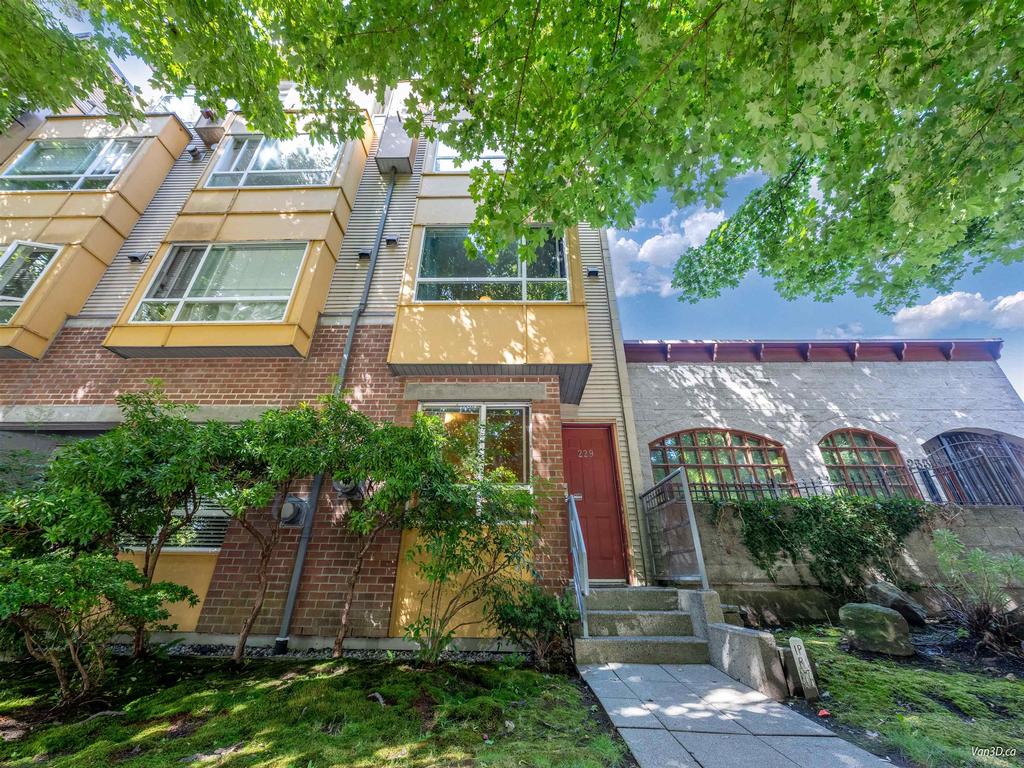 Listing Image for R3078164