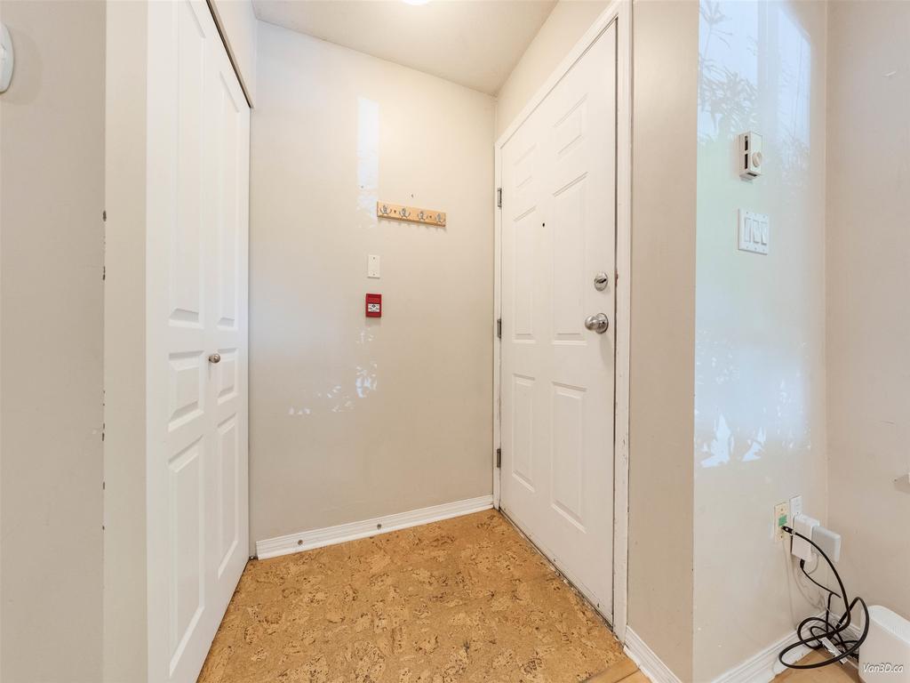 Listing Image for R3078164