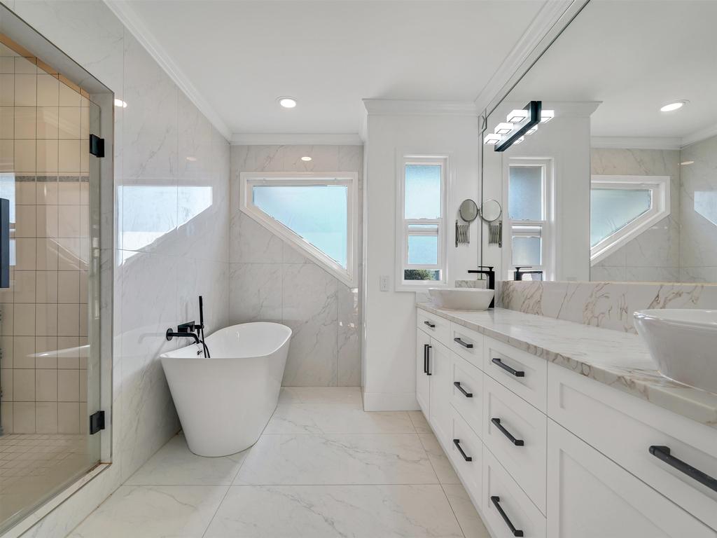 Listing Image for R3078166