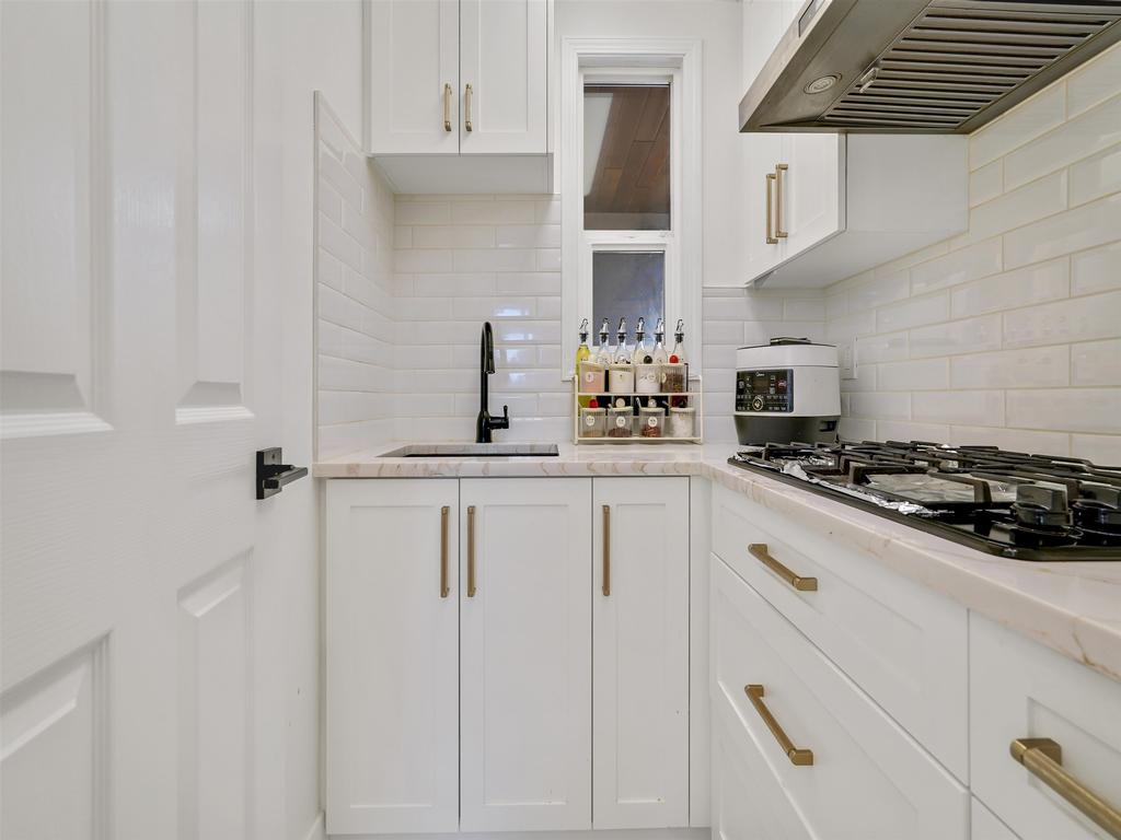 Listing Image for R3078166