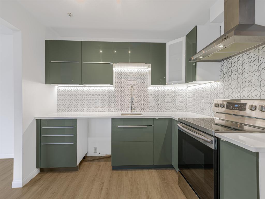 Listing Image for R3078168