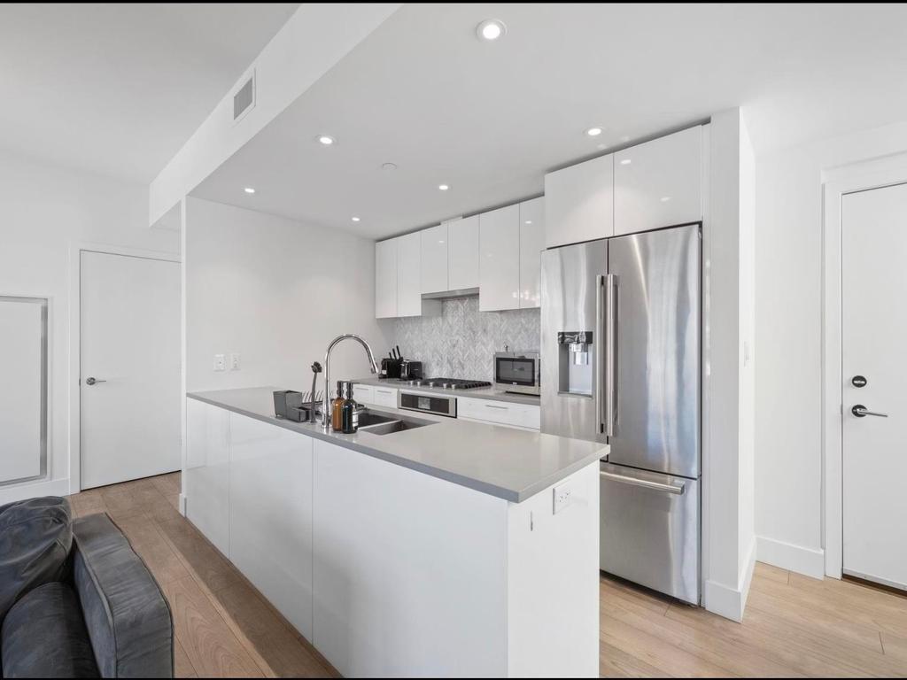 Listing Image for R3078173