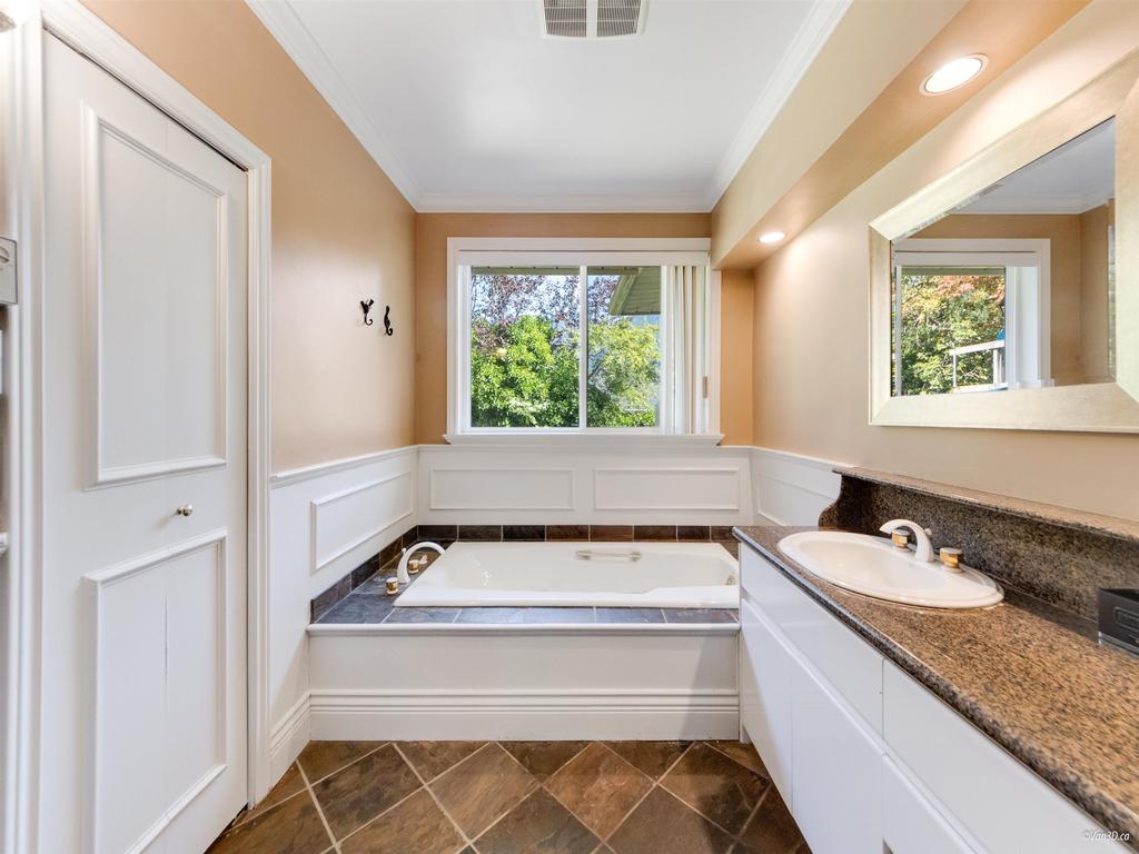 Listing Image for R3078216