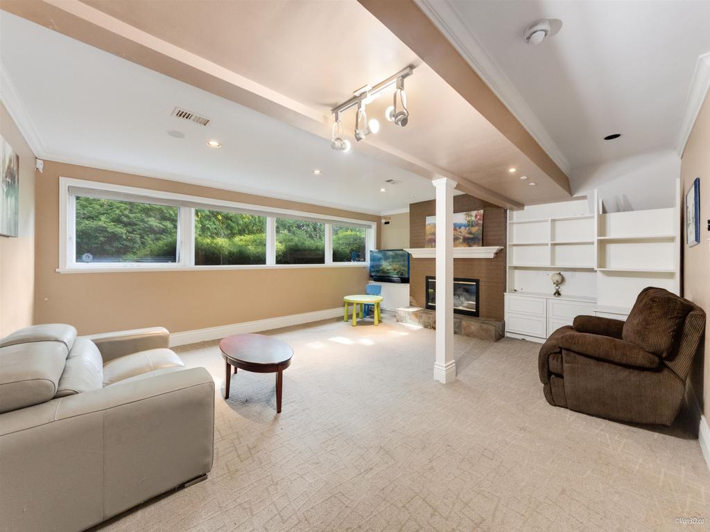 Listing Image for R3078216