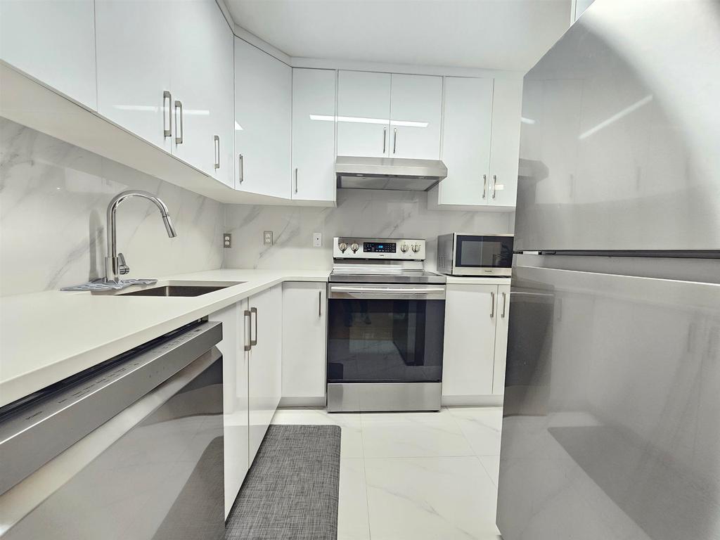 Listing Image for R3078228