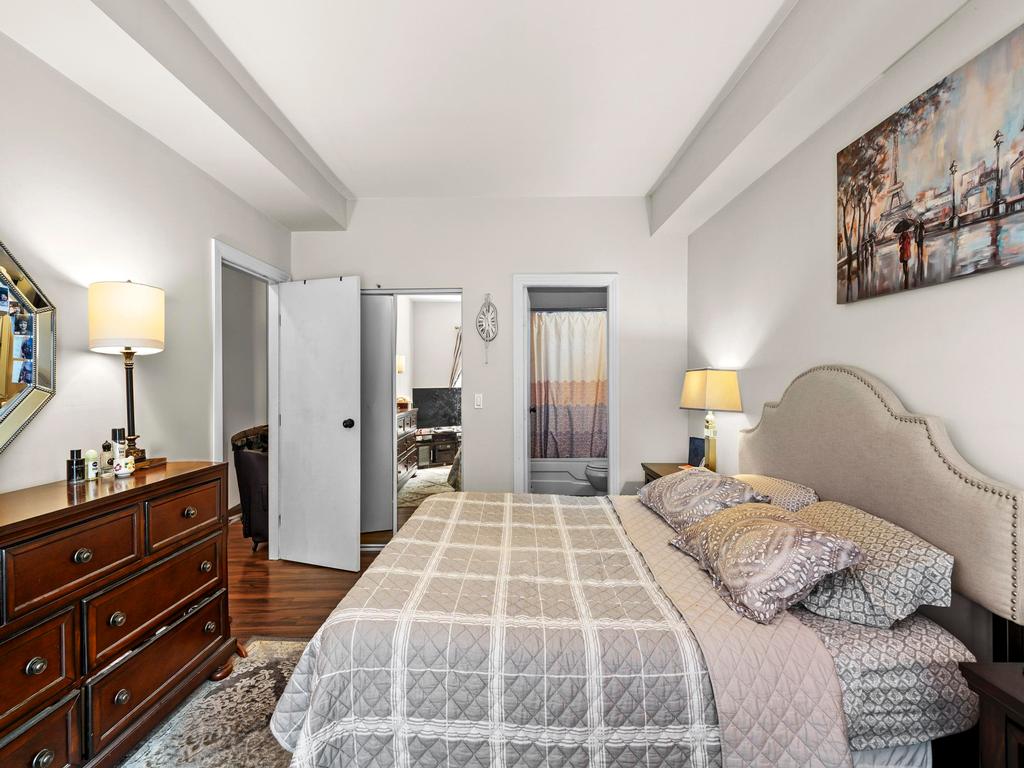 Listing Image for R3078243