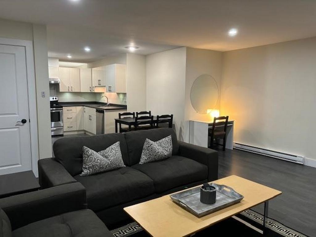 Listing Image for R3078256