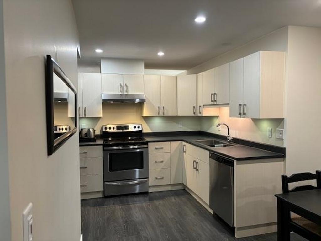 Listing Image for R3078256