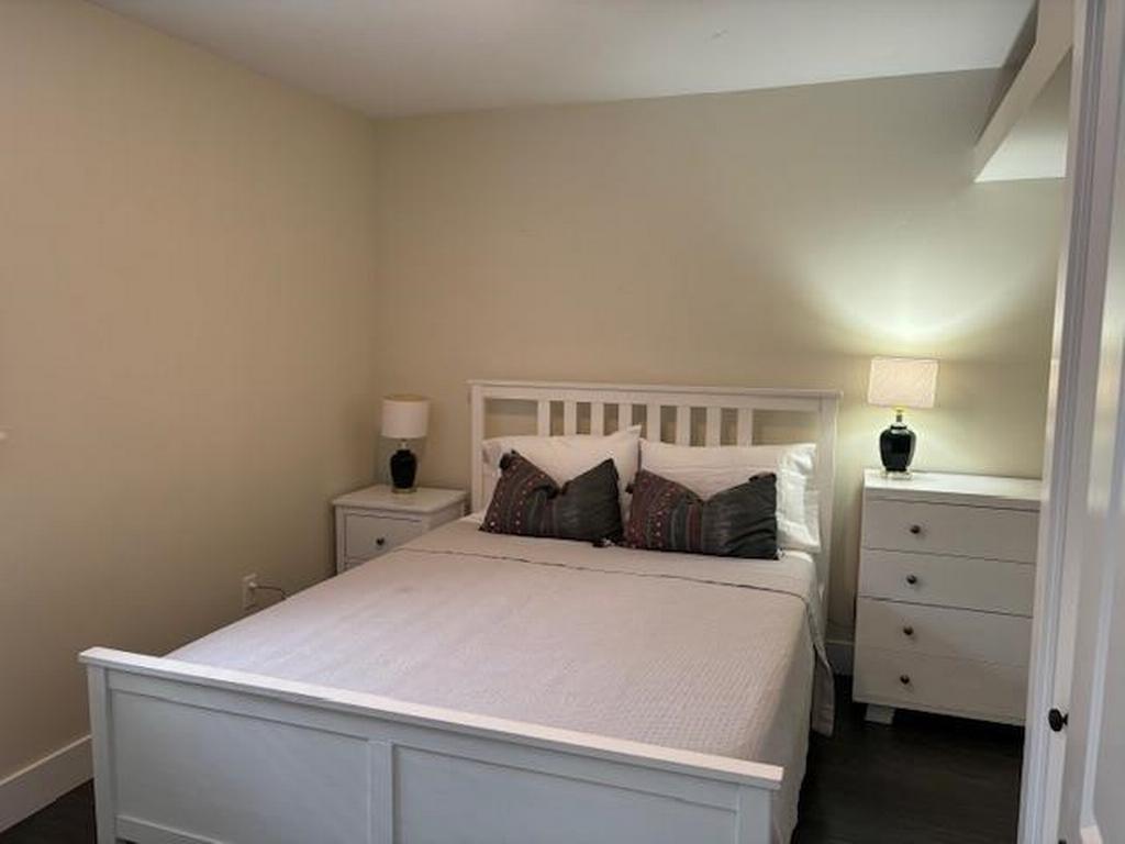 Listing Image for R3078256