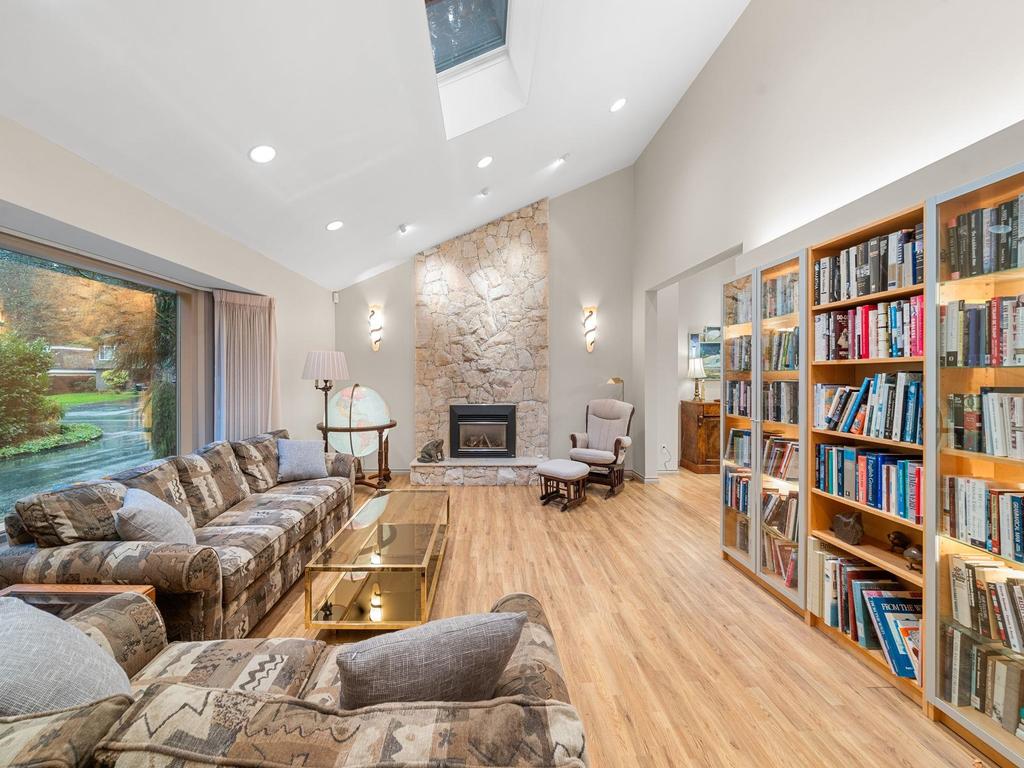 Listing Image for R3078270