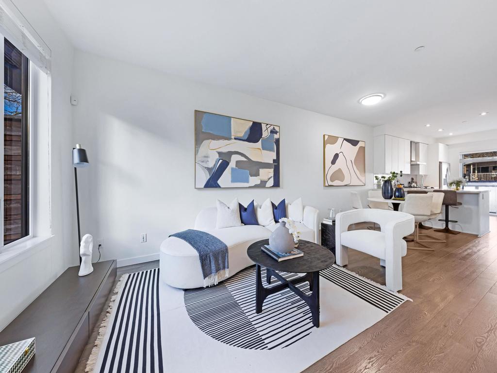 Listing Image for R3078358