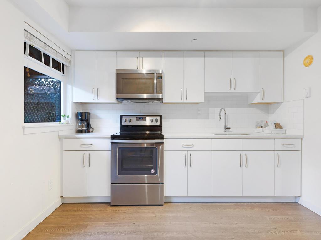 Listing Image for R3078358