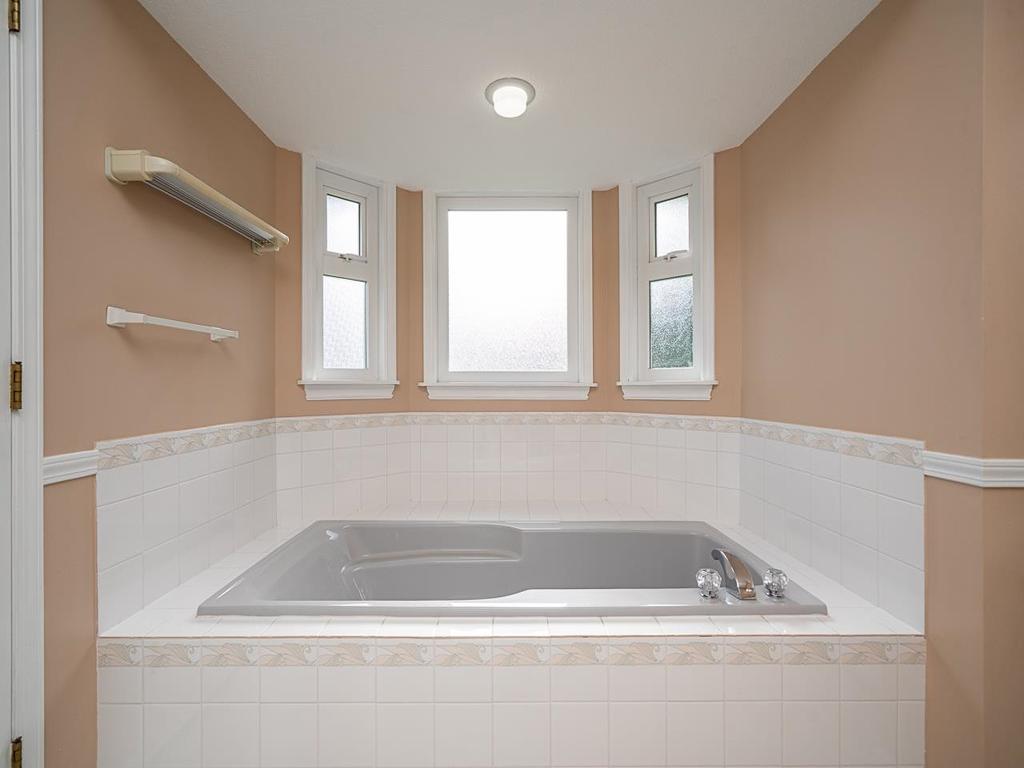 Listing Image for R3078443