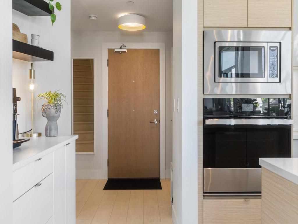 Listing Image for R3078481