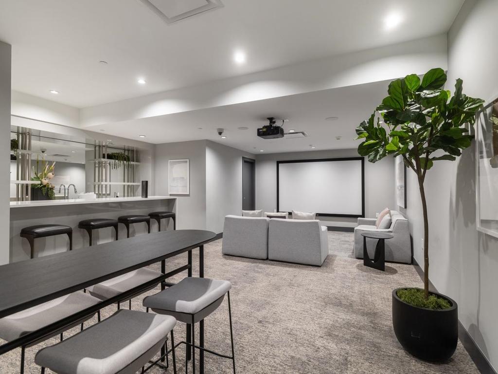 Listing Image for R3078481