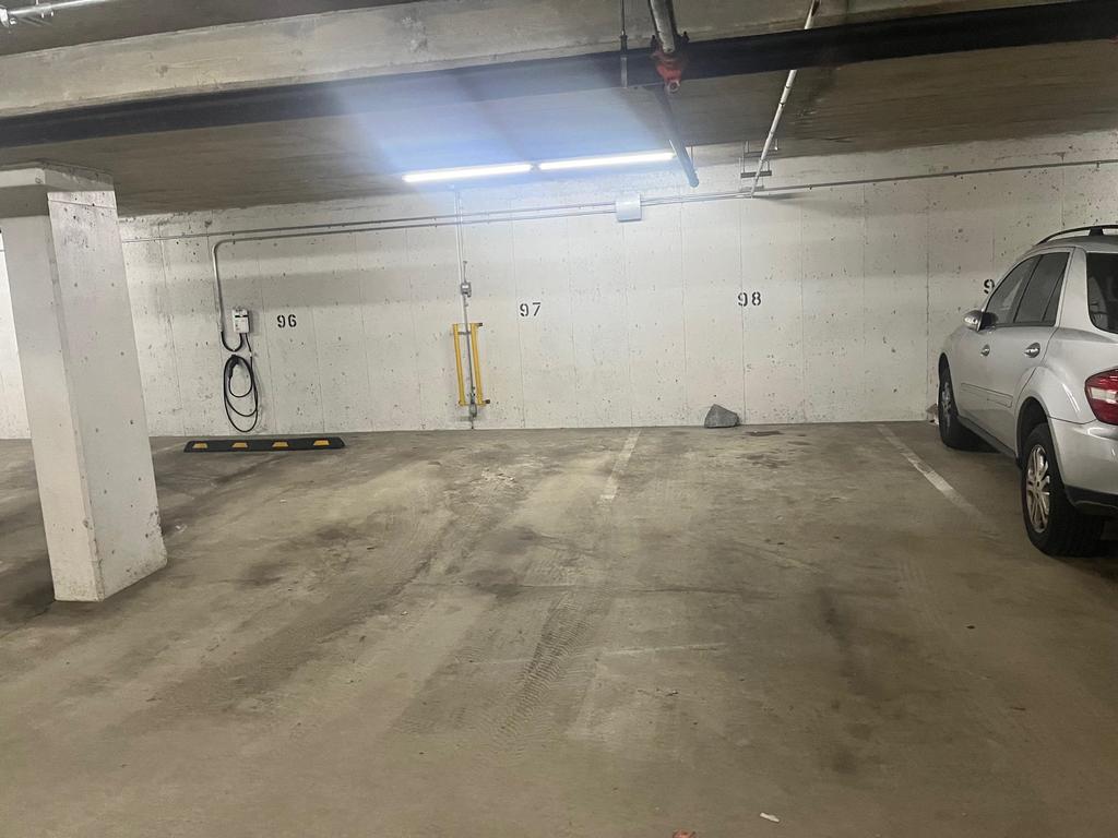 Listing Image for R3078483